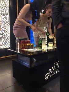 Giải nghĩa từ tay vịn là gì?