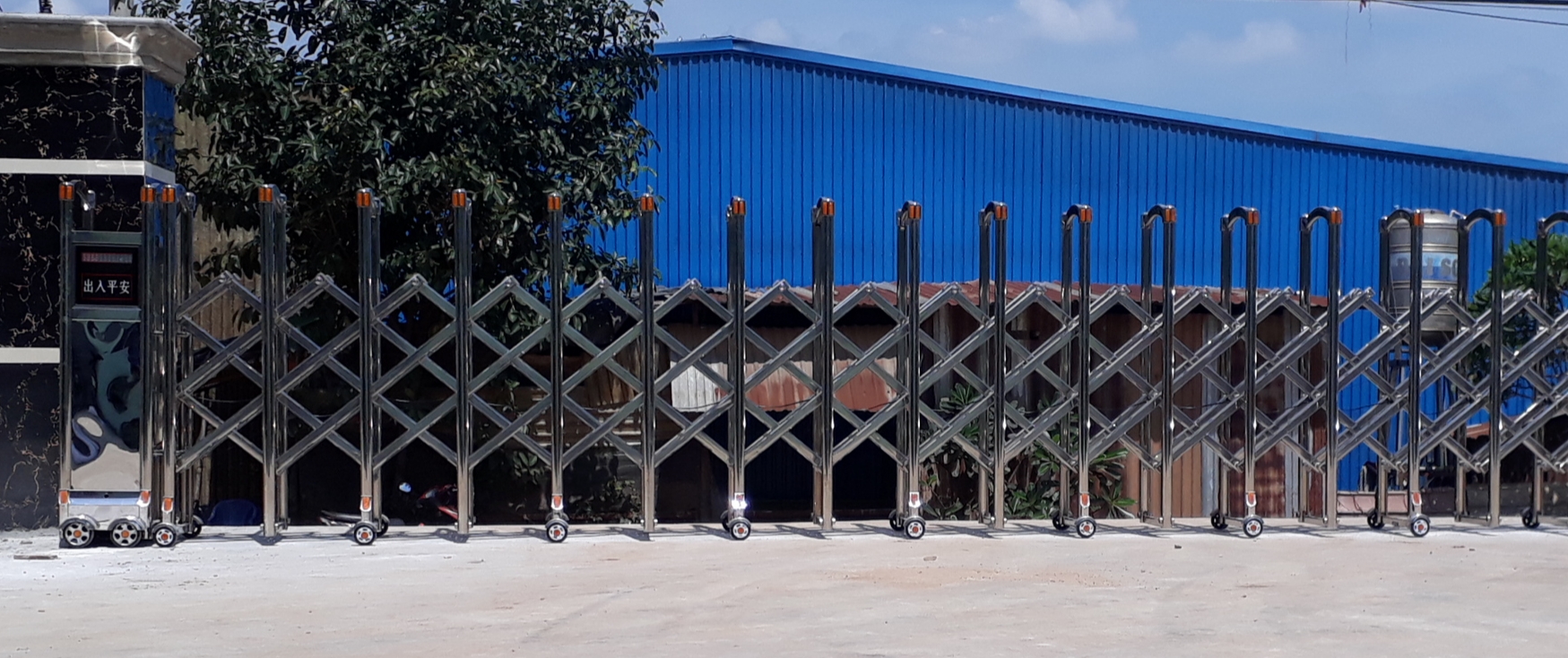 GIÁ LÀM CỬA CỔNG XẾP Ở BÌNH DƯƠNG -GIẢM 15%