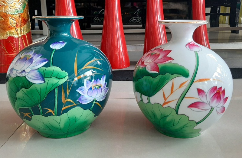 Quà tặng tết cao cấp ] Bình hút tài lộc bát tràng vẽ sơn mài truyền thống Bình Dương