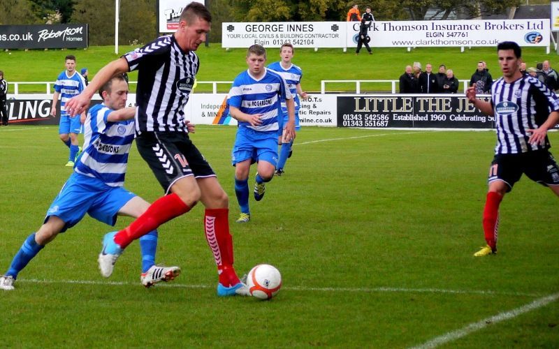 Paul Millar 6'10” the tallest soccer player. Millar's career came to an abrupt halt after tearing his ACL during … | Footballeur, Joueur de football, Gardien de but