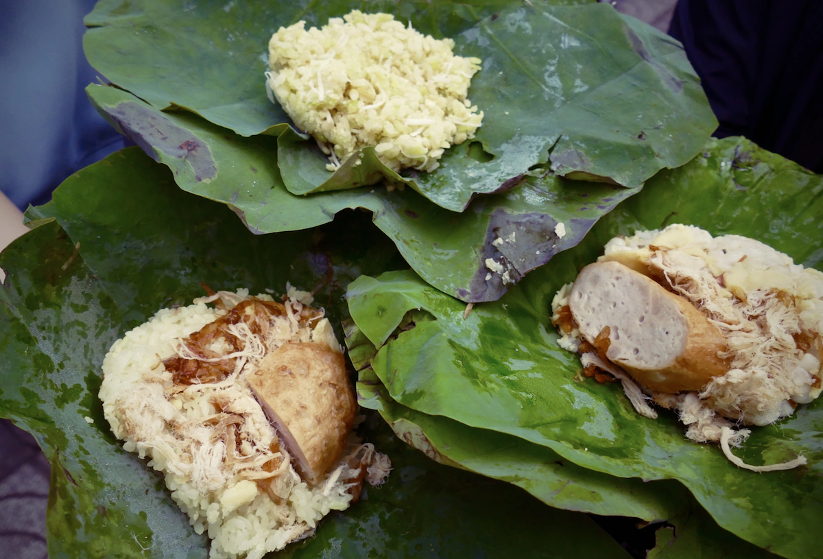 Xếp hàng ăn xôi Hà Nội ở TP.HCM