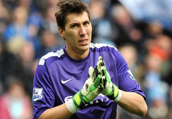 Costel Pantilimon - Thủ môn có chiều cao siêu "khủng" 2,03 m