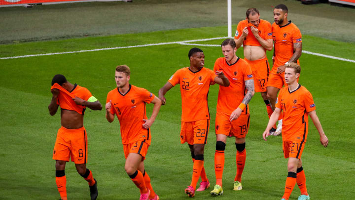 Matthijs De Ligt đi vào lịch sử Euro