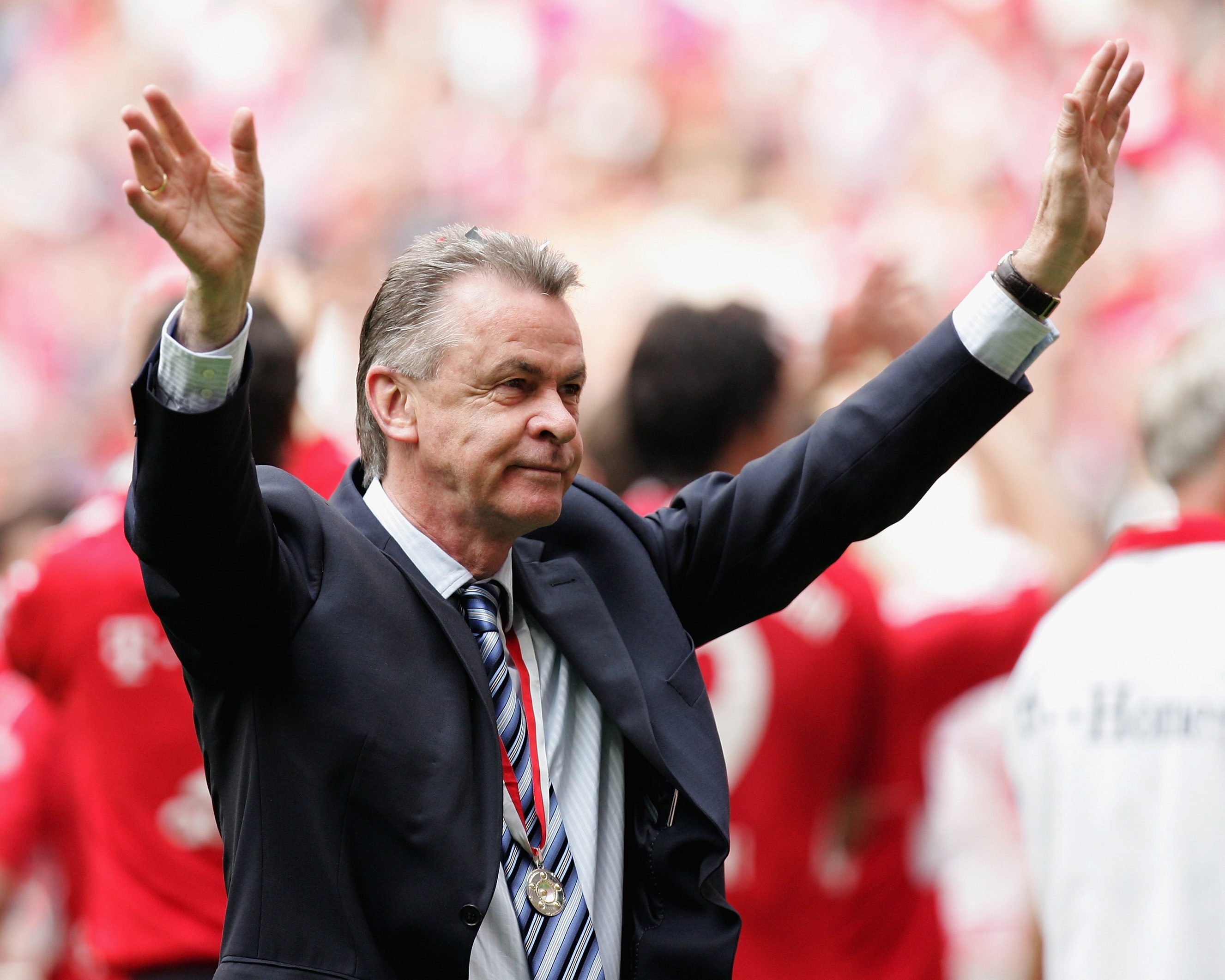 Herzlichen Glückwunsch - Ottmar Hitzfeld wird 70 | Bundesliga