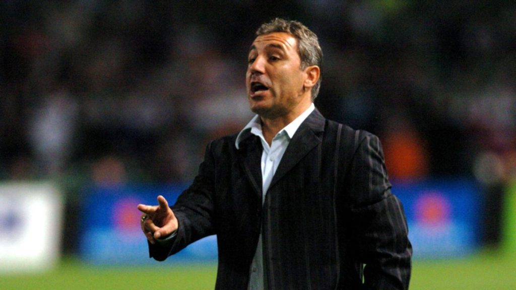 Tiểu sử Hristo Stoichkov - Footbalium