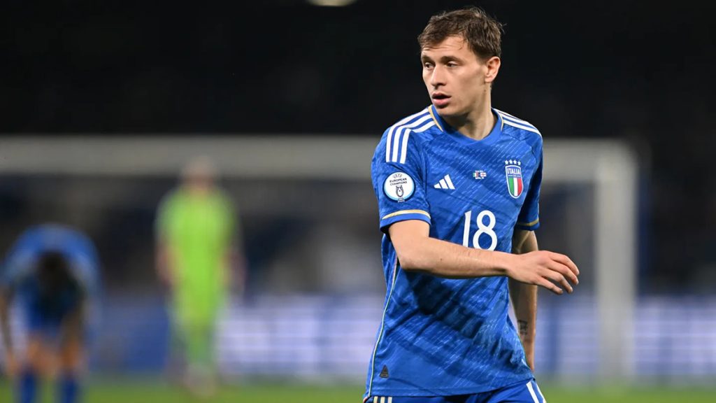 Tiểu sử Nicolò Barella - Footbalium