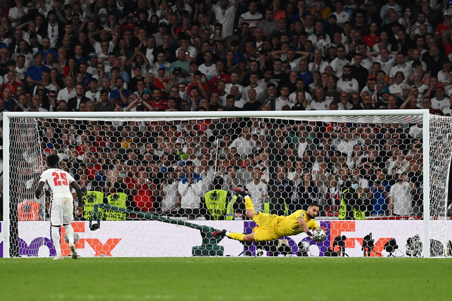 Phá vỡ quả phạt đền của tuyển Anh tại EURO 2020, Southgate và công nghệ