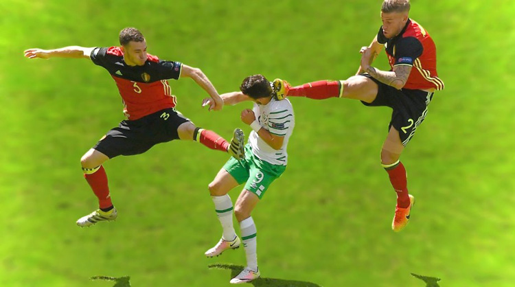 Khám phá những pha phạm lỗi mới nhất trong bóng đá ngày hôm nay