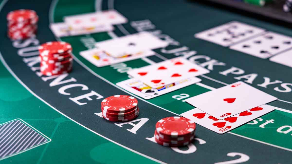 Hướng dẫn đầy đủ về bàn chơi Blackjack | Tự nhiên8